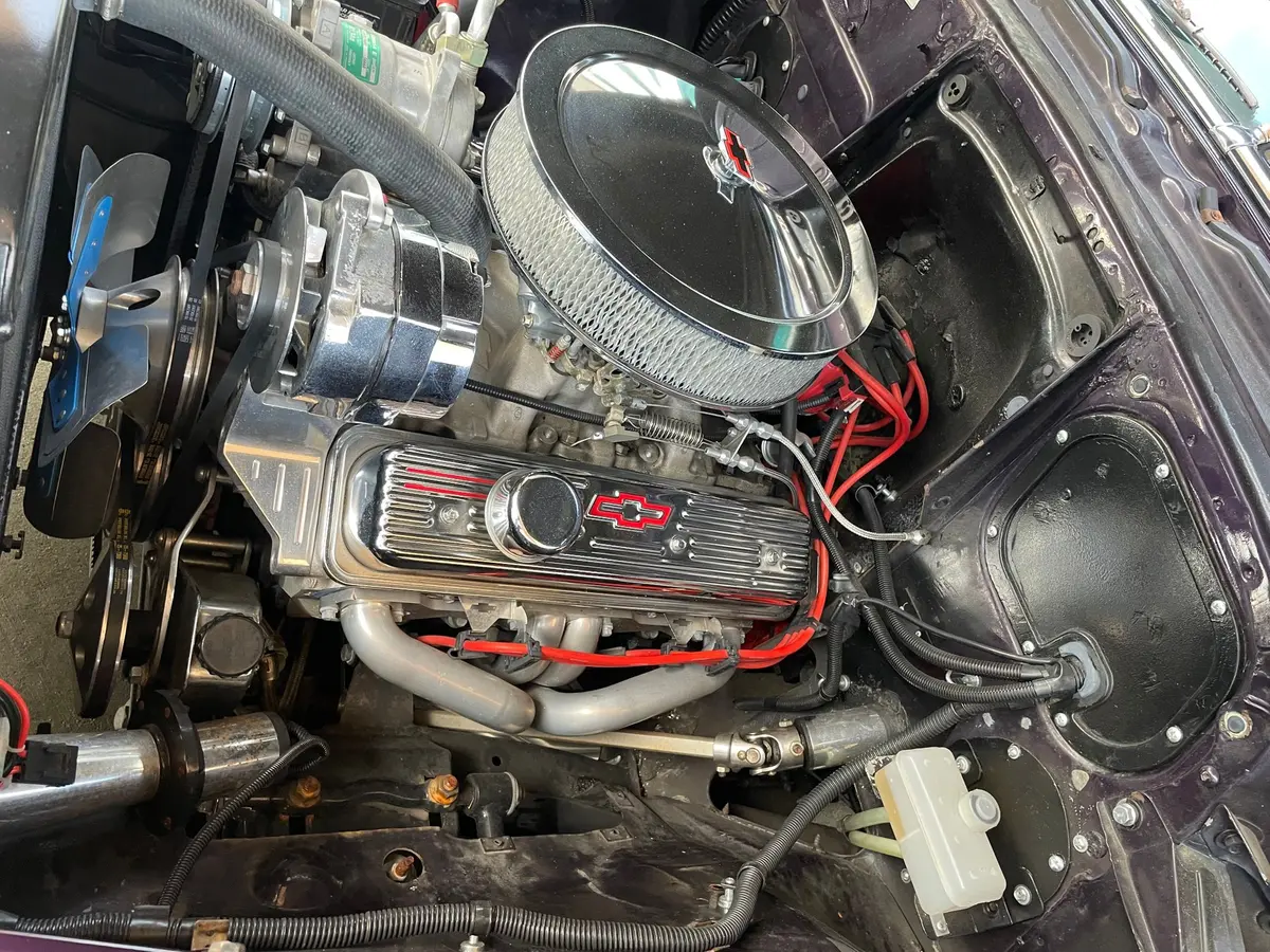 Vehicle photo 44