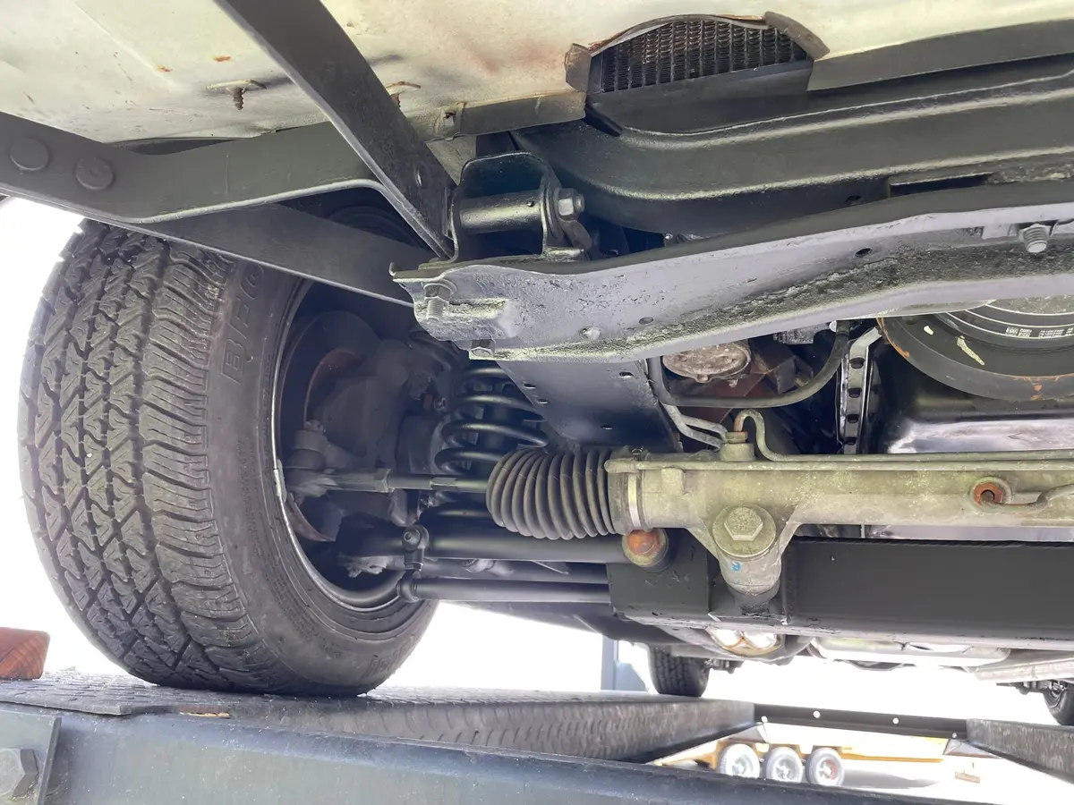 Vehicle photo 49