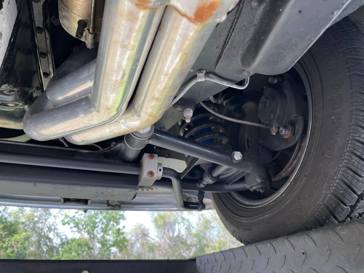Vehicle photo 50