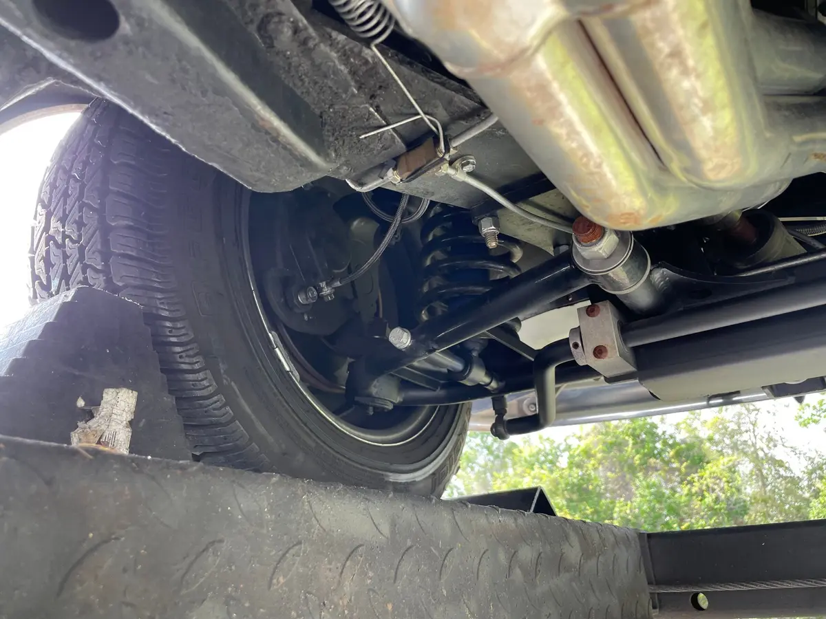Vehicle photo 52