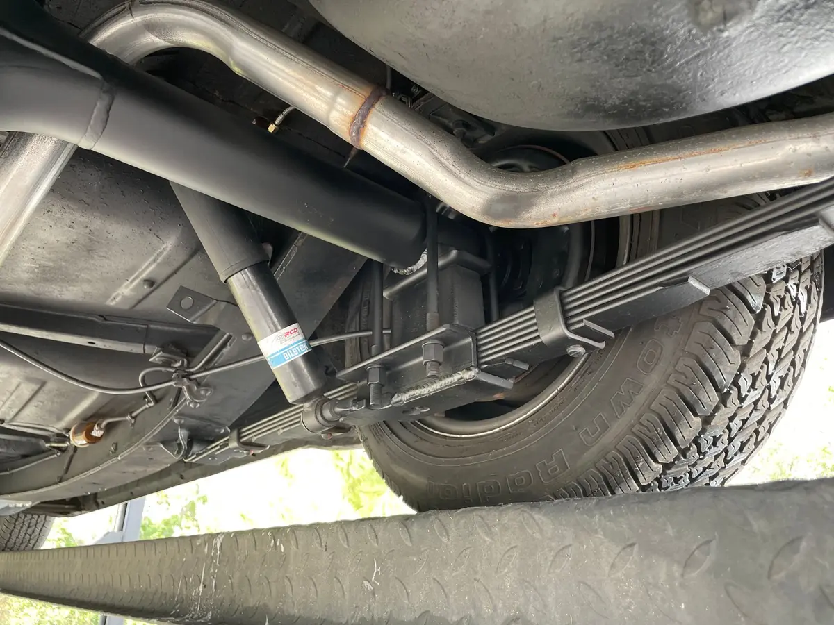 Vehicle photo 56