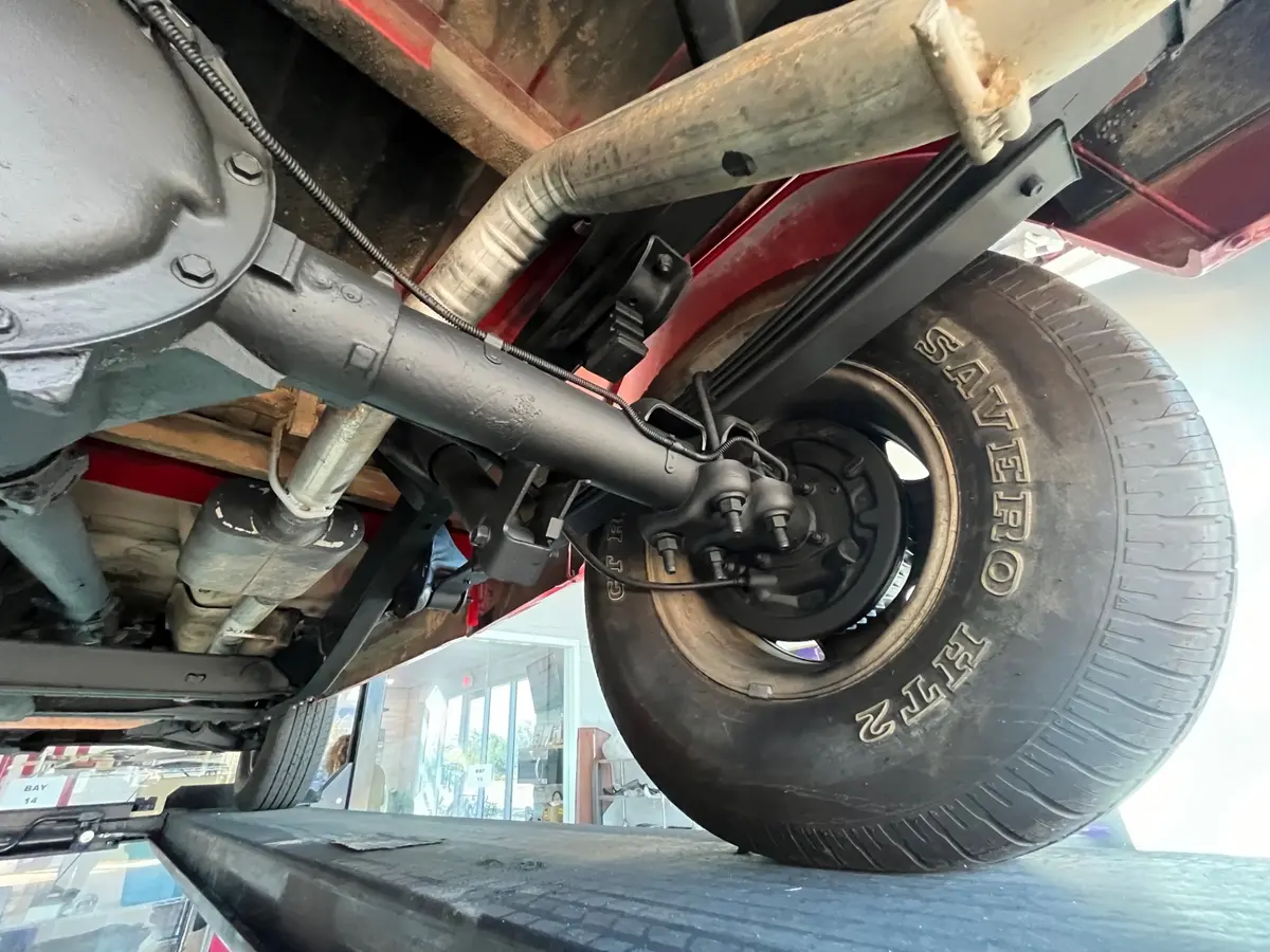 Vehicle photo 42
