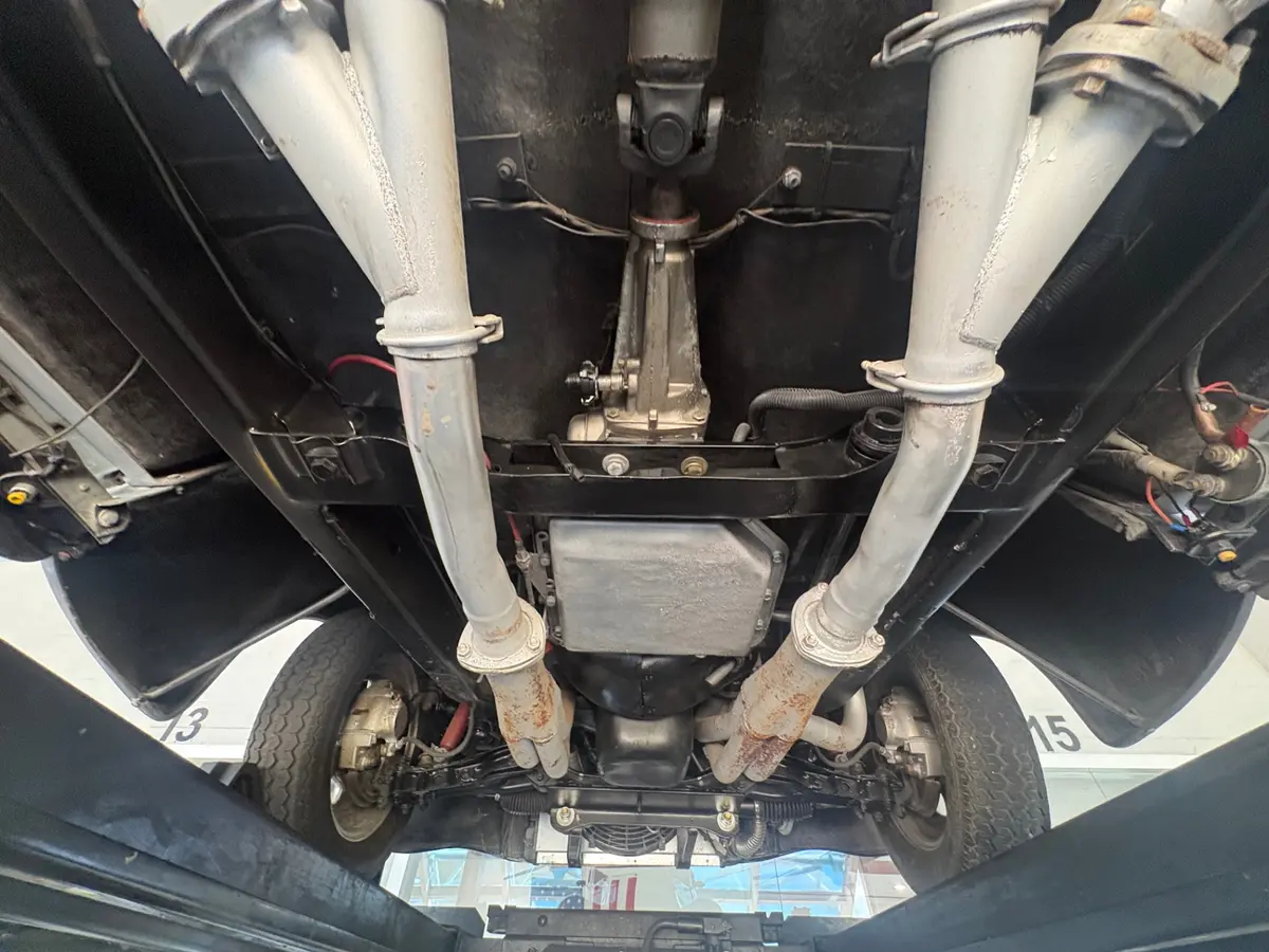 Vehicle photo 47