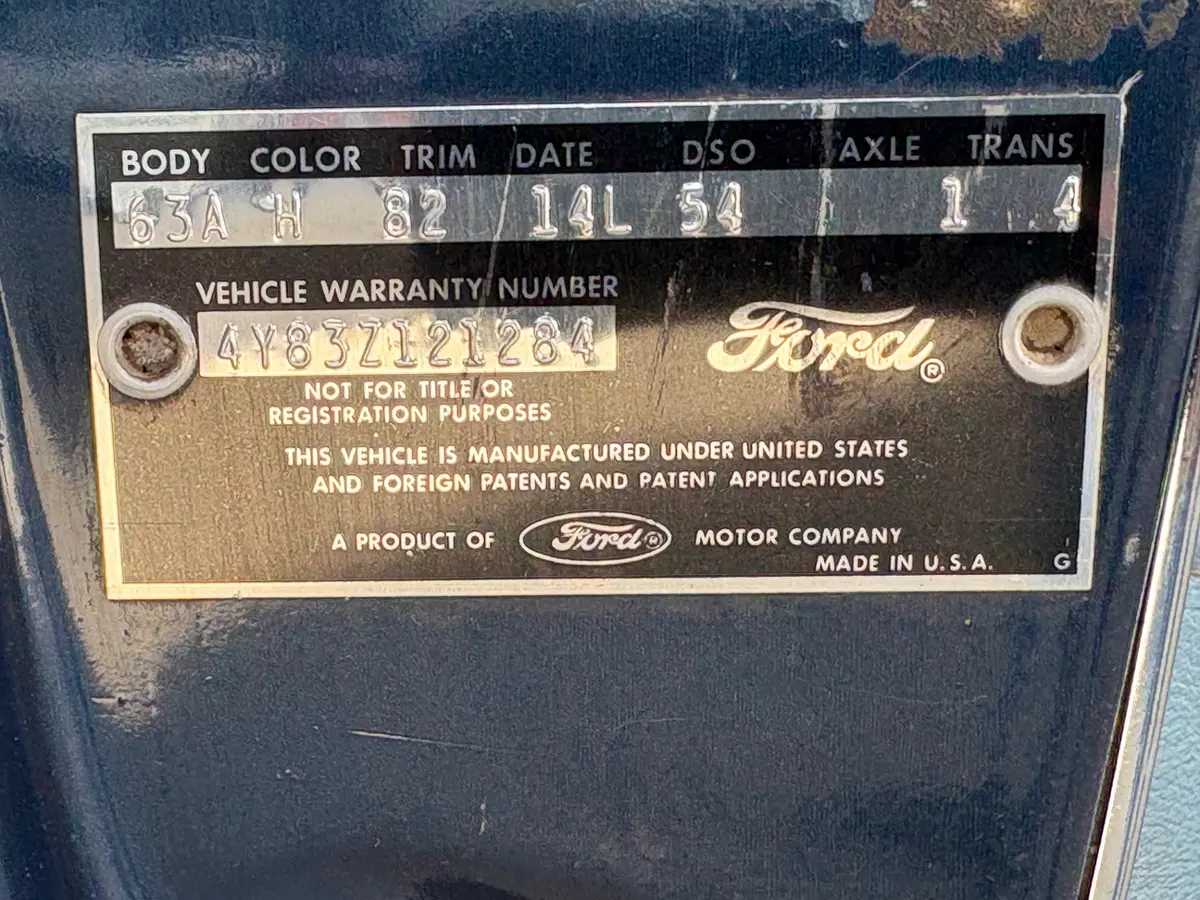Vehicle photo 25