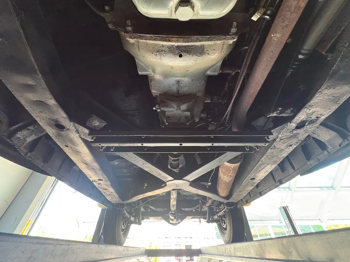 Vehicle photo 55