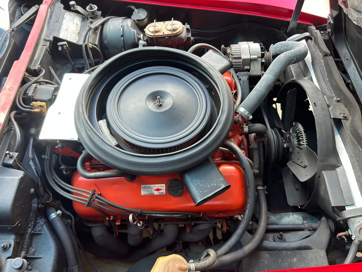 Vehicle photo 20