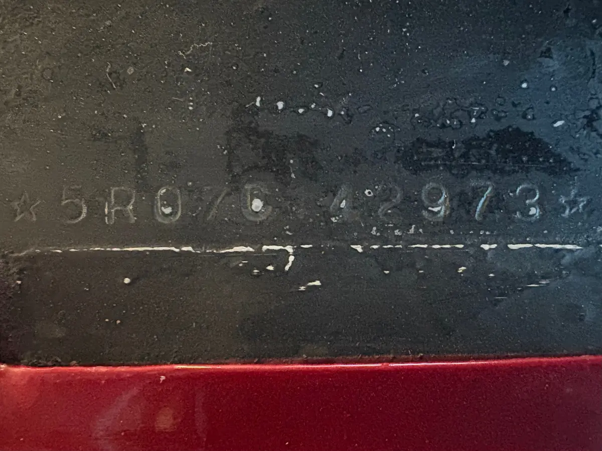 Vehicle photo 25