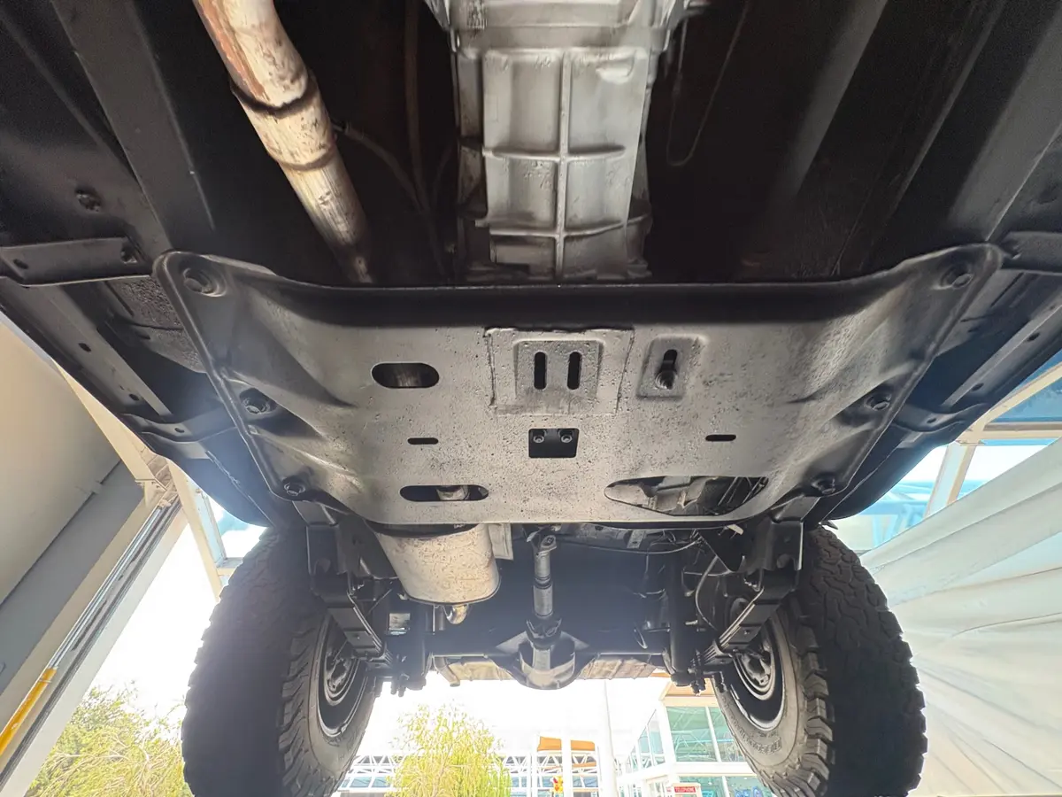 Vehicle photo 53