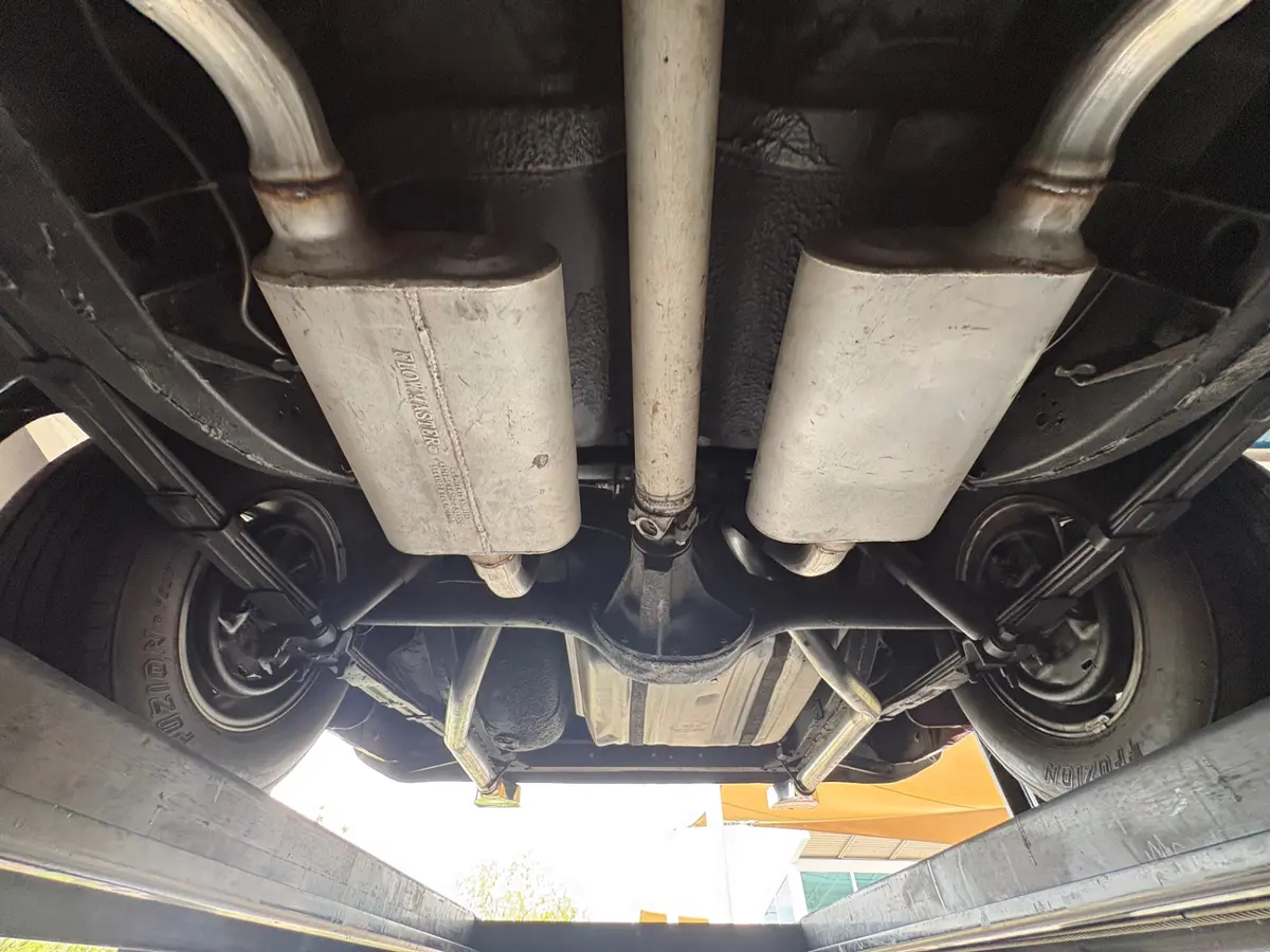 Vehicle photo 55