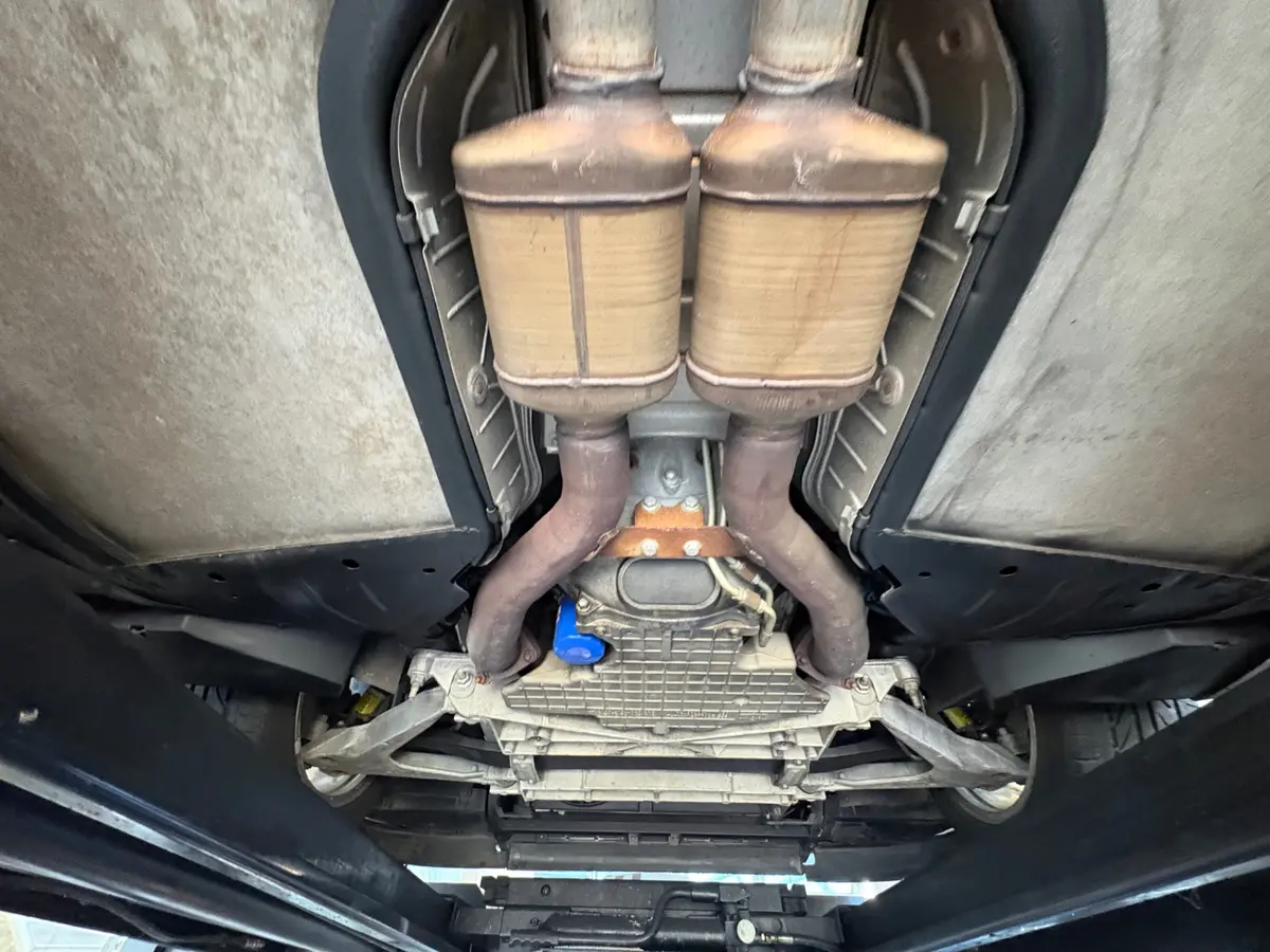 Vehicle photo 51