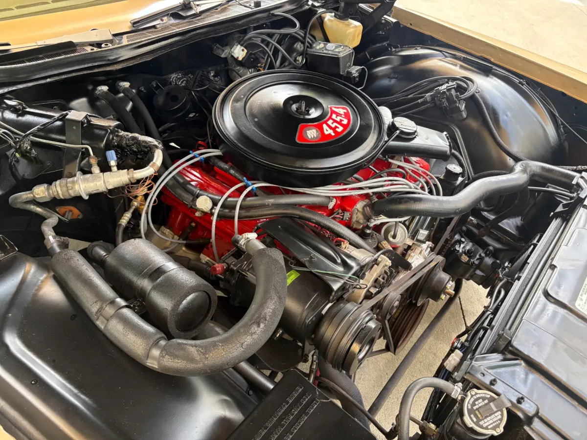 Vehicle photo 27