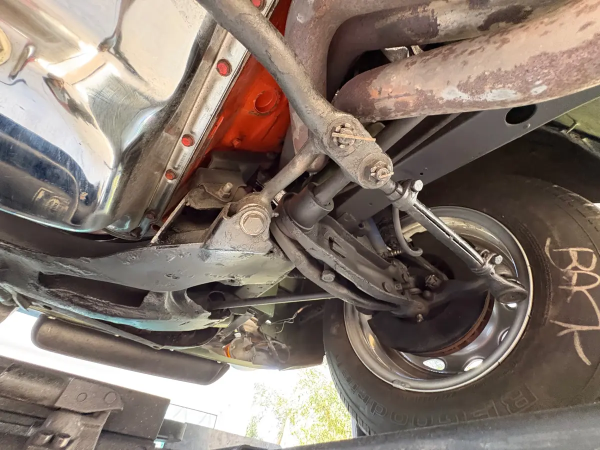 Vehicle photo 50