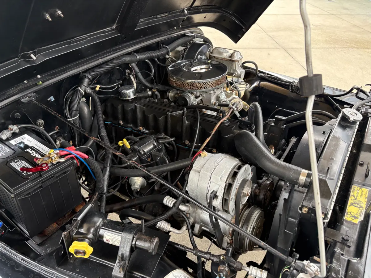 Vehicle photo 27