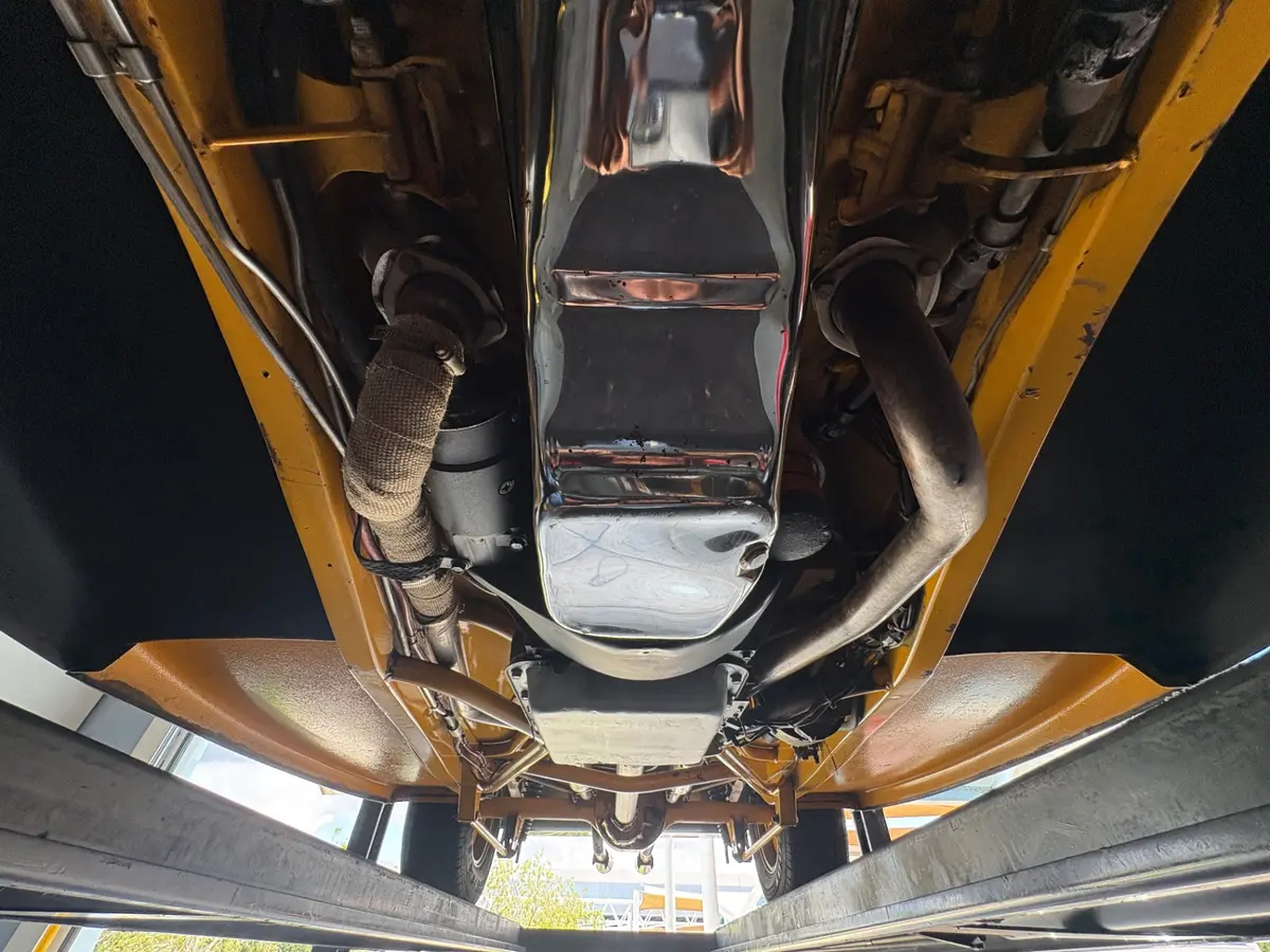 Vehicle photo 49