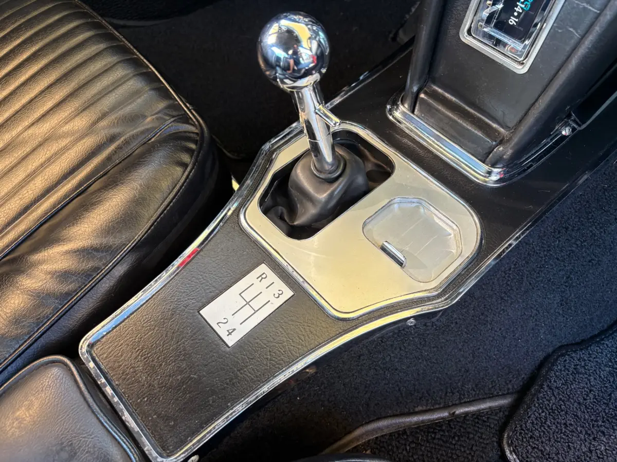 Vehicle photo 39