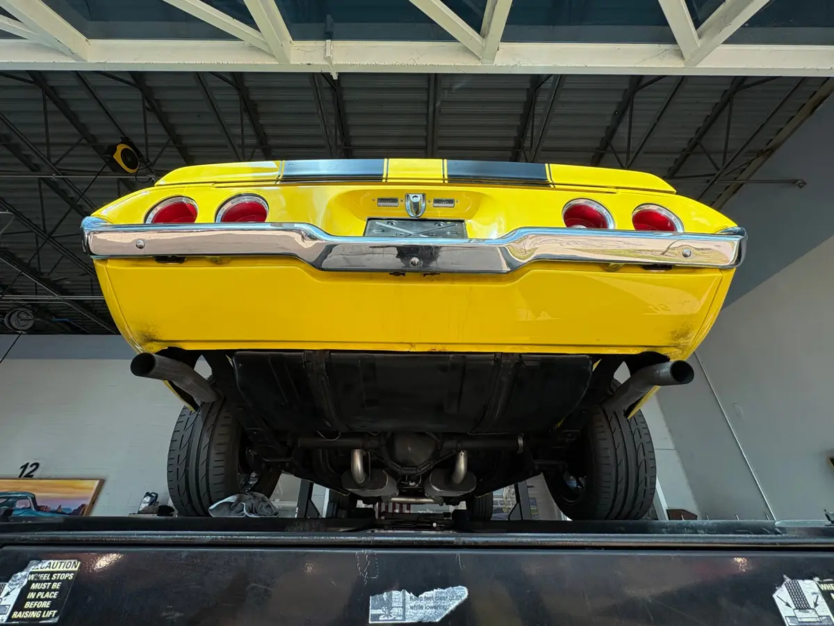 Vehicle photo 40