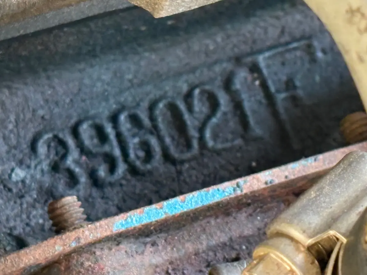Vehicle photo 30