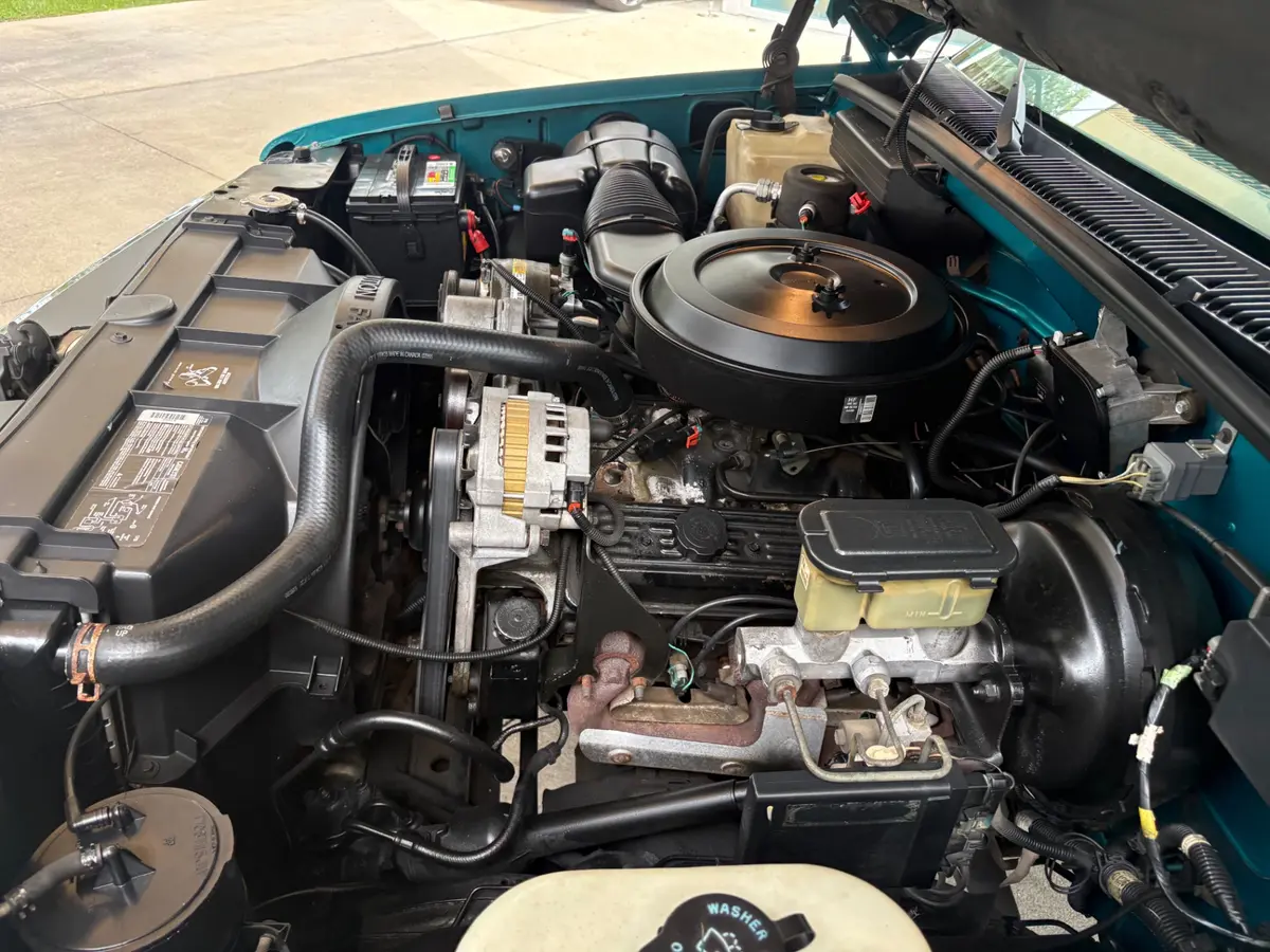 Vehicle photo 31