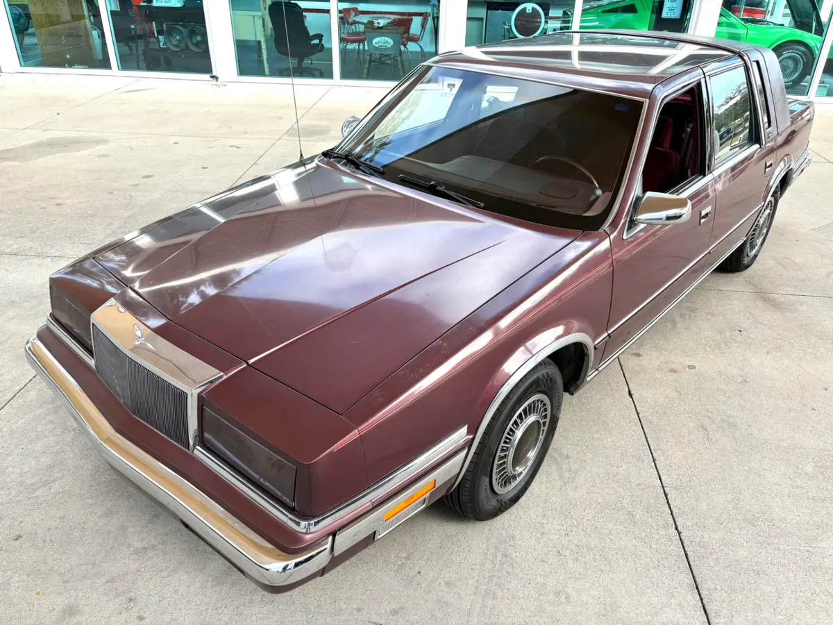 Vehicle photo 21