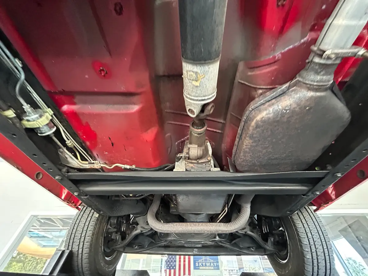 Vehicle photo 44
