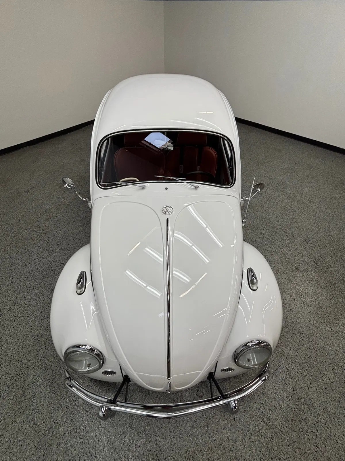 Vehicle photo 14