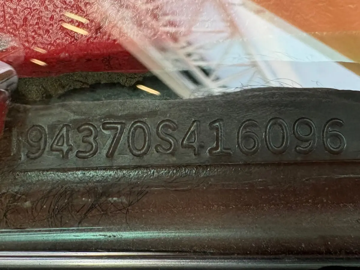 Vehicle photo 24