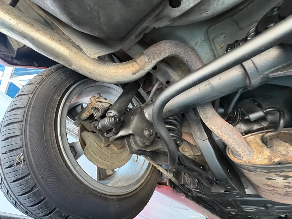 Vehicle photo 48