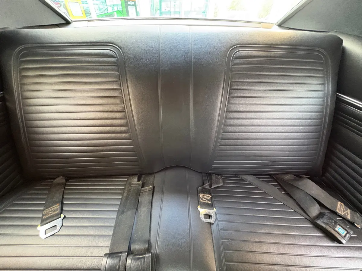 Vehicle photo 50