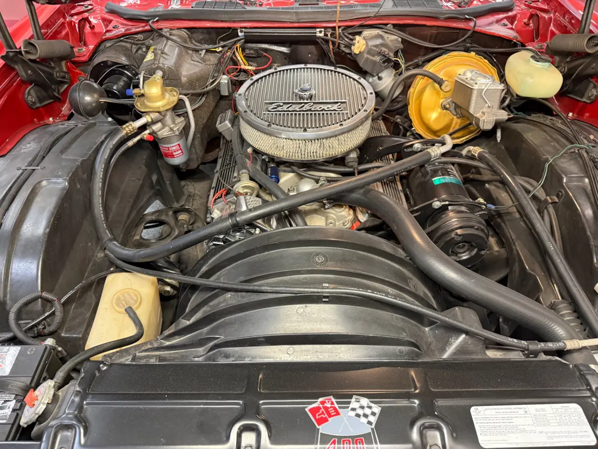 Vehicle photo 27