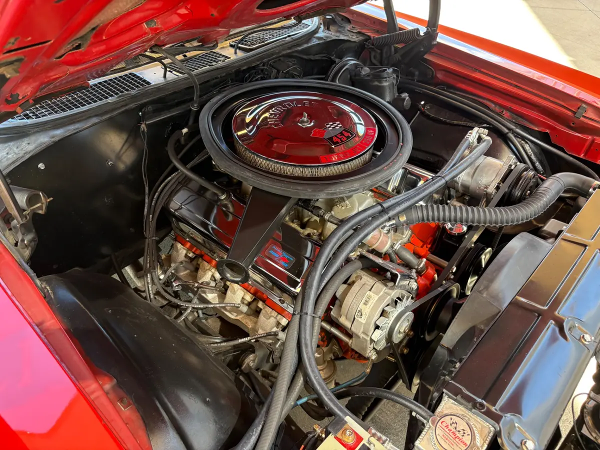 Vehicle photo 31
