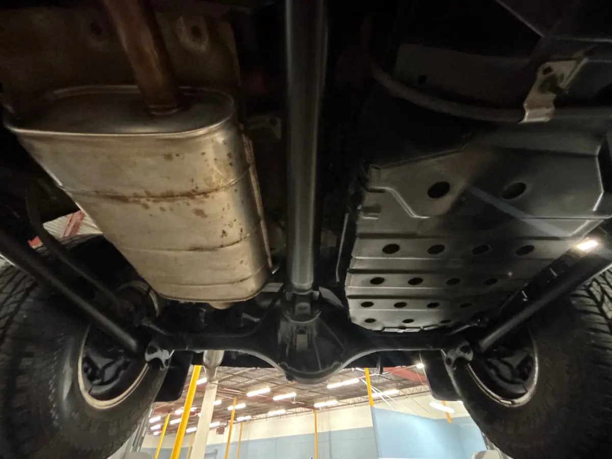 Vehicle photo 50