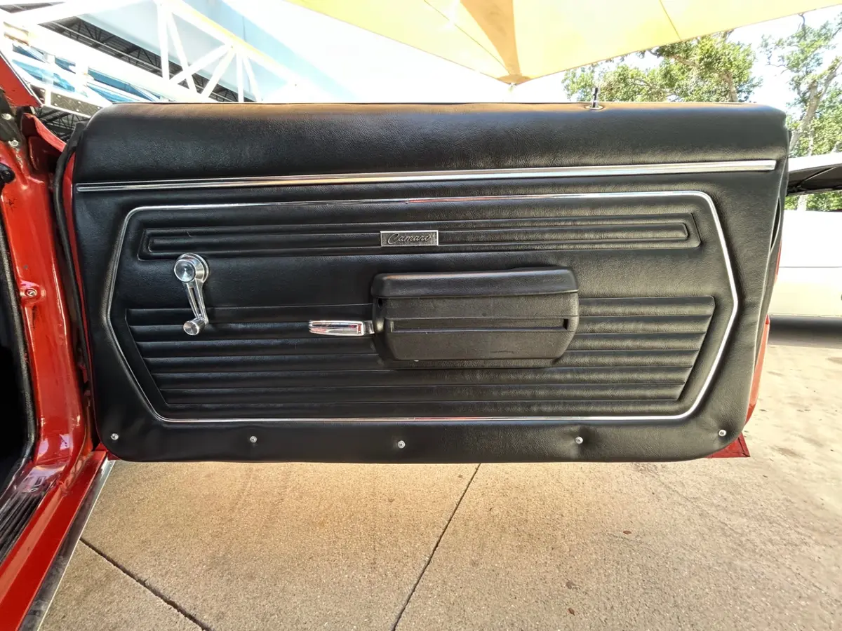 Vehicle photo 36