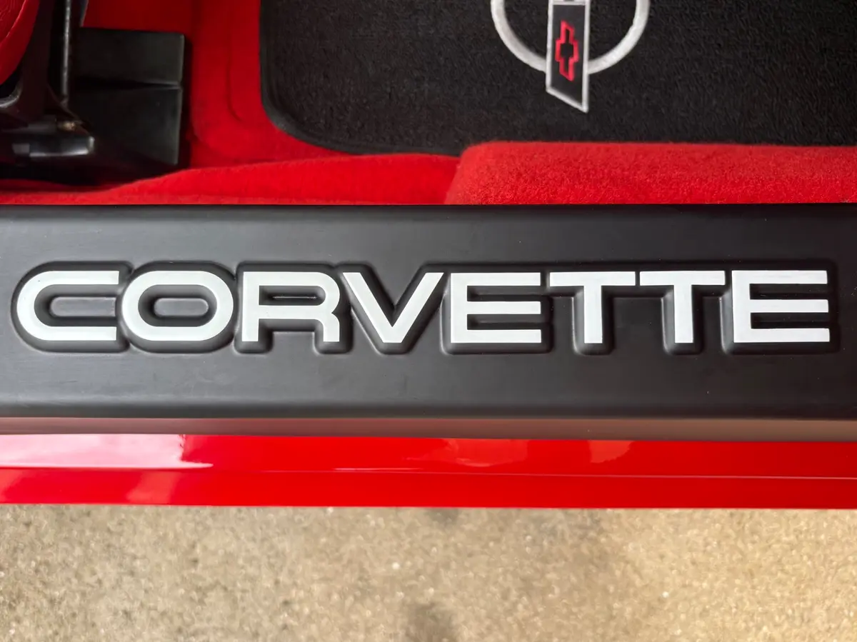 Vehicle photo 39