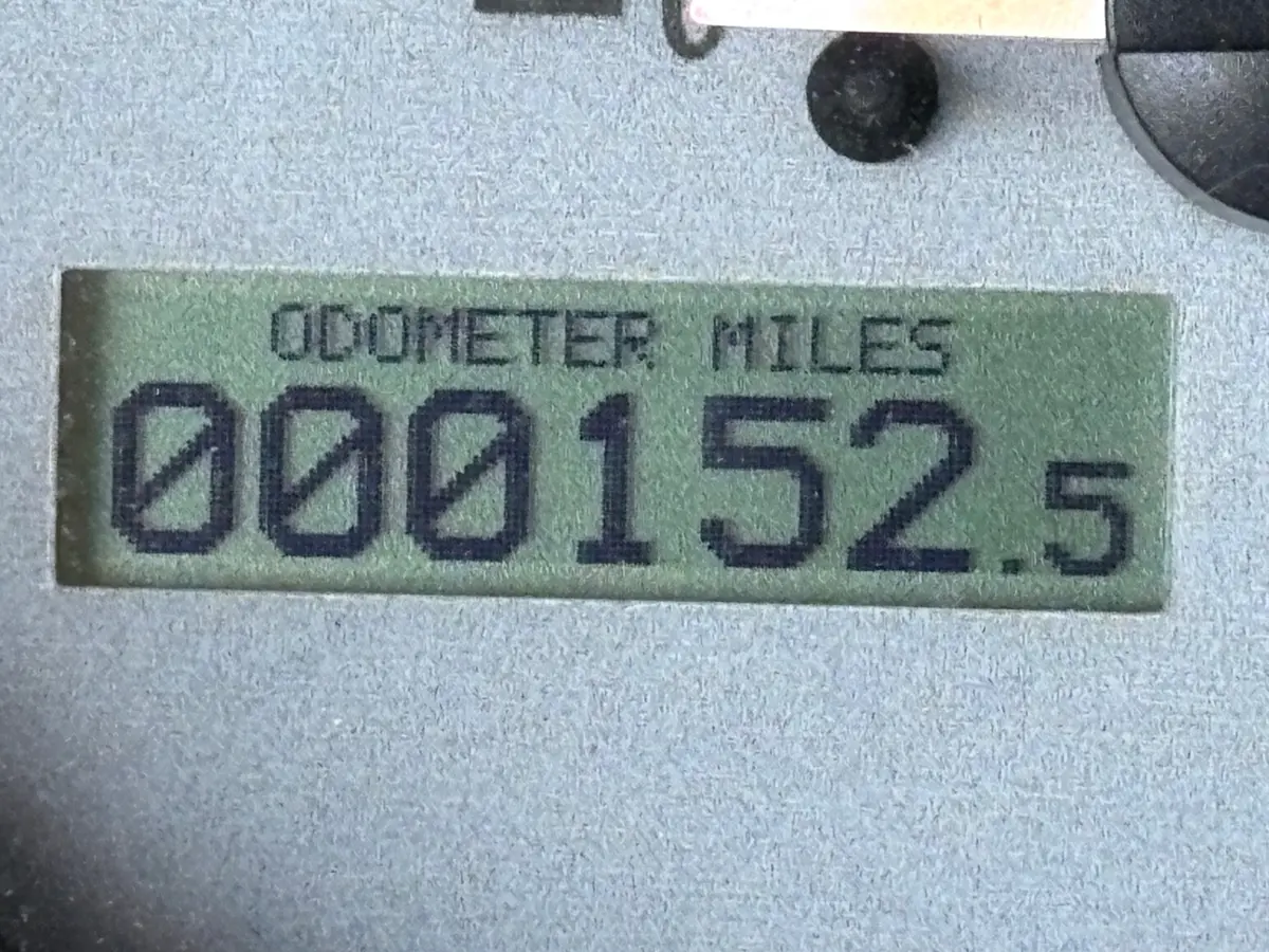 Vehicle photo 22