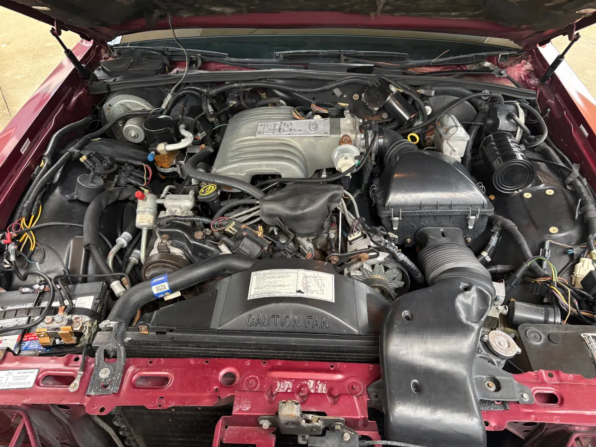 Vehicle photo 30