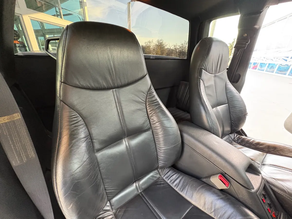 Vehicle photo 39
