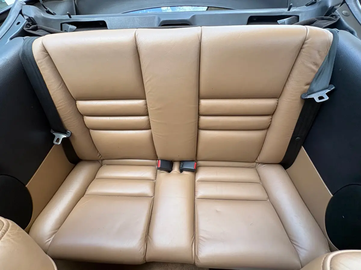 Vehicle photo 40