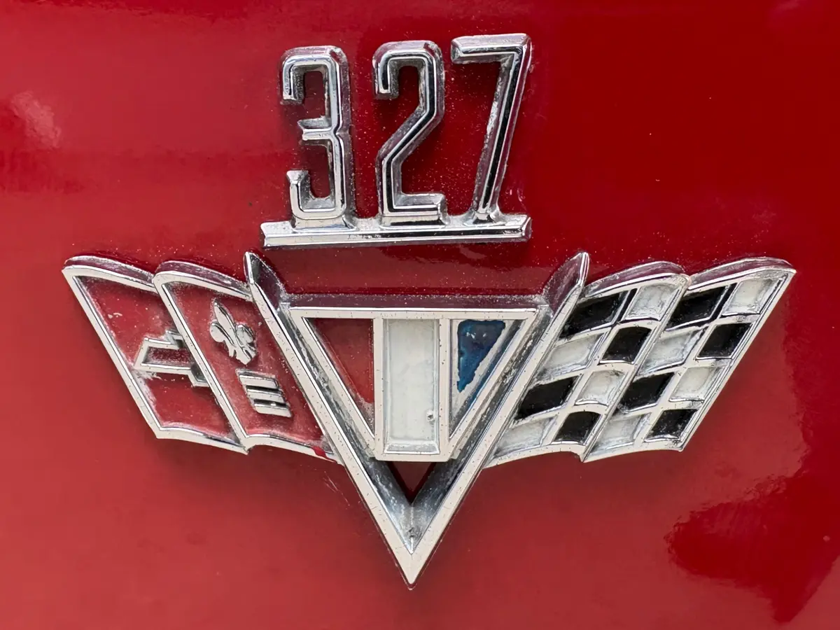 Vehicle photo 22