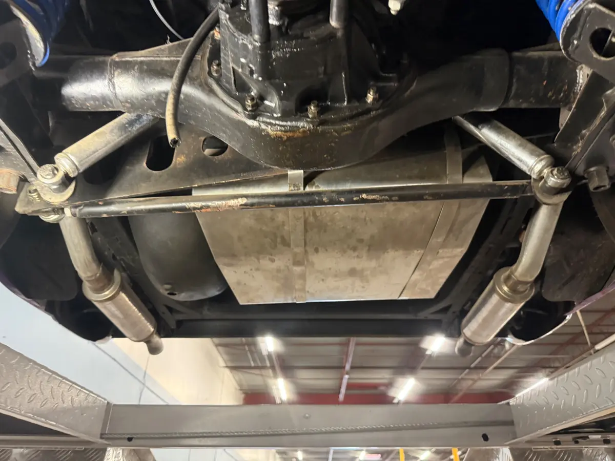 Vehicle photo 51