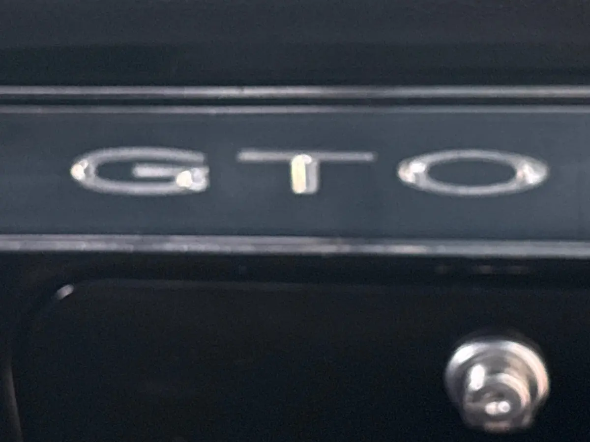 Vehicle photo 47