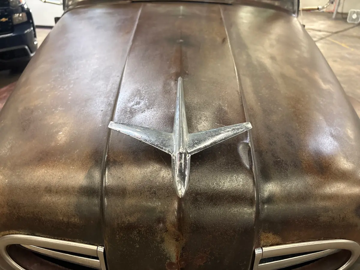 Vehicle photo 26