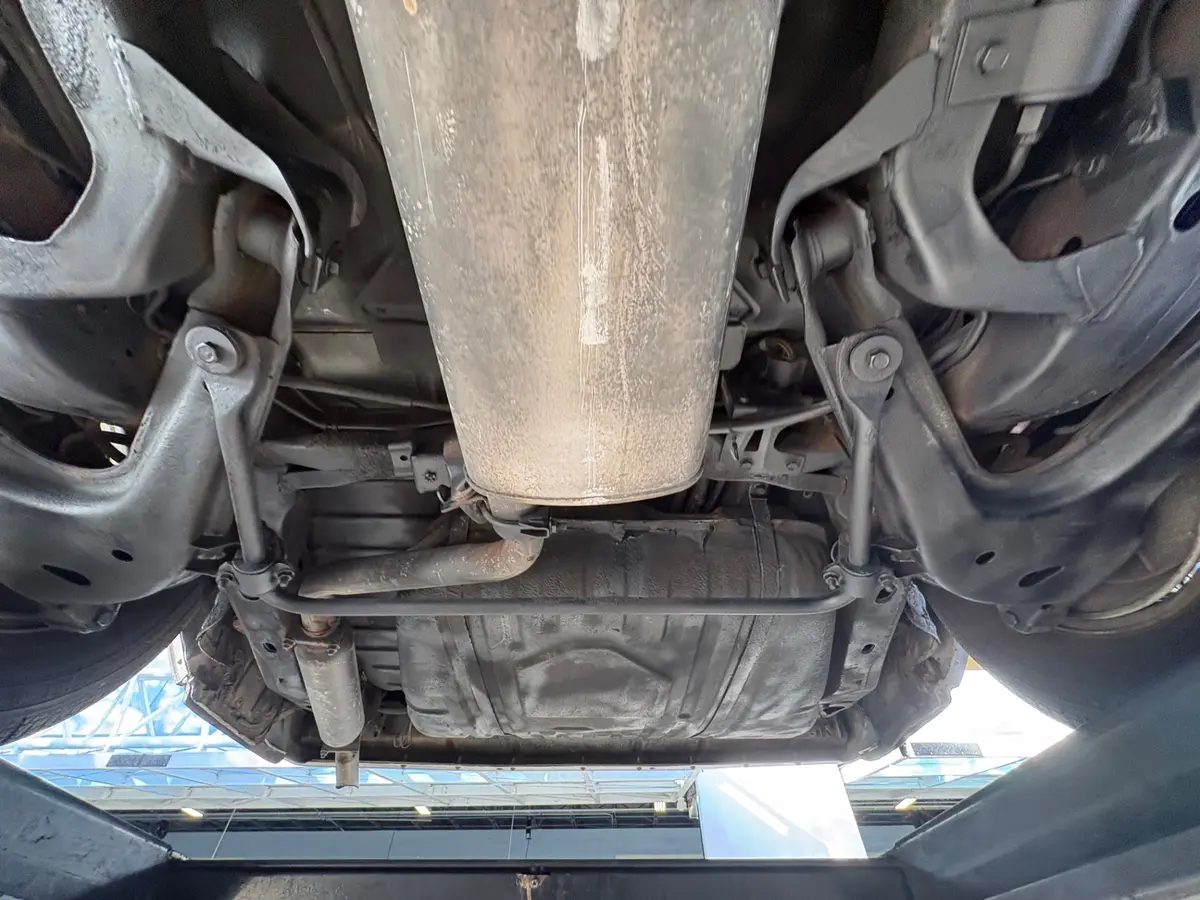 Vehicle photo 67