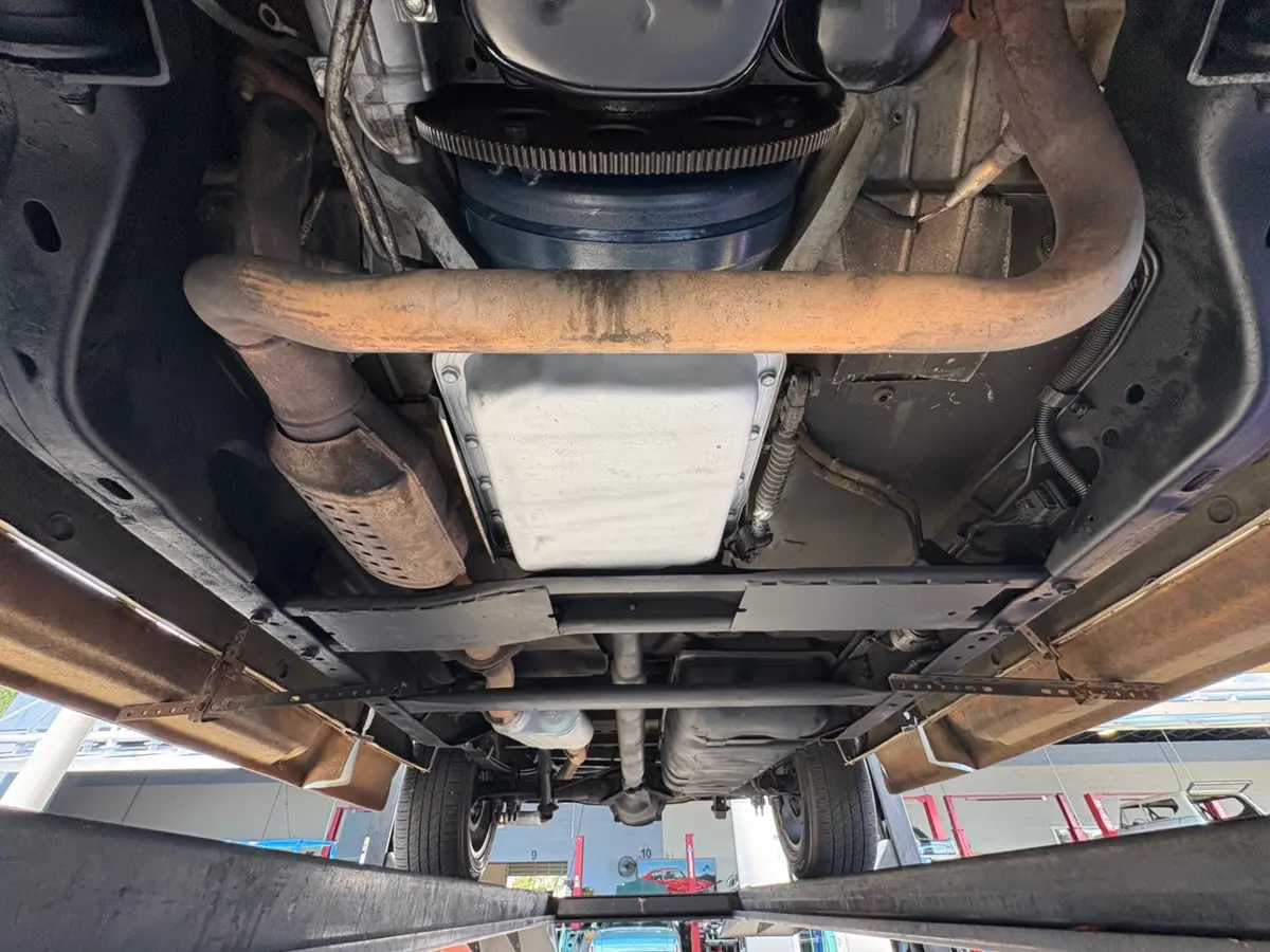 Vehicle photo 51