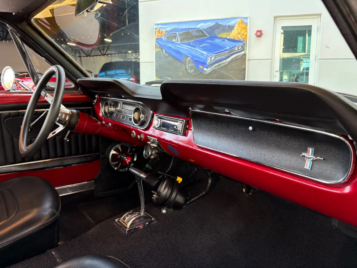 Vehicle photo 39
