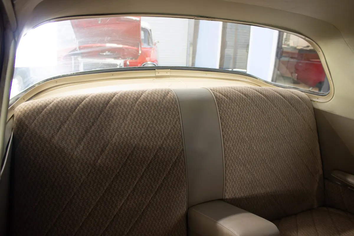 Vehicle photo 34