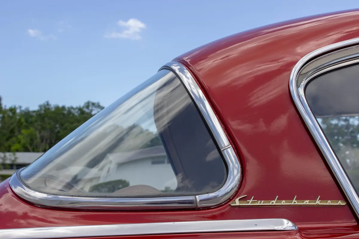 Vehicle photo 43