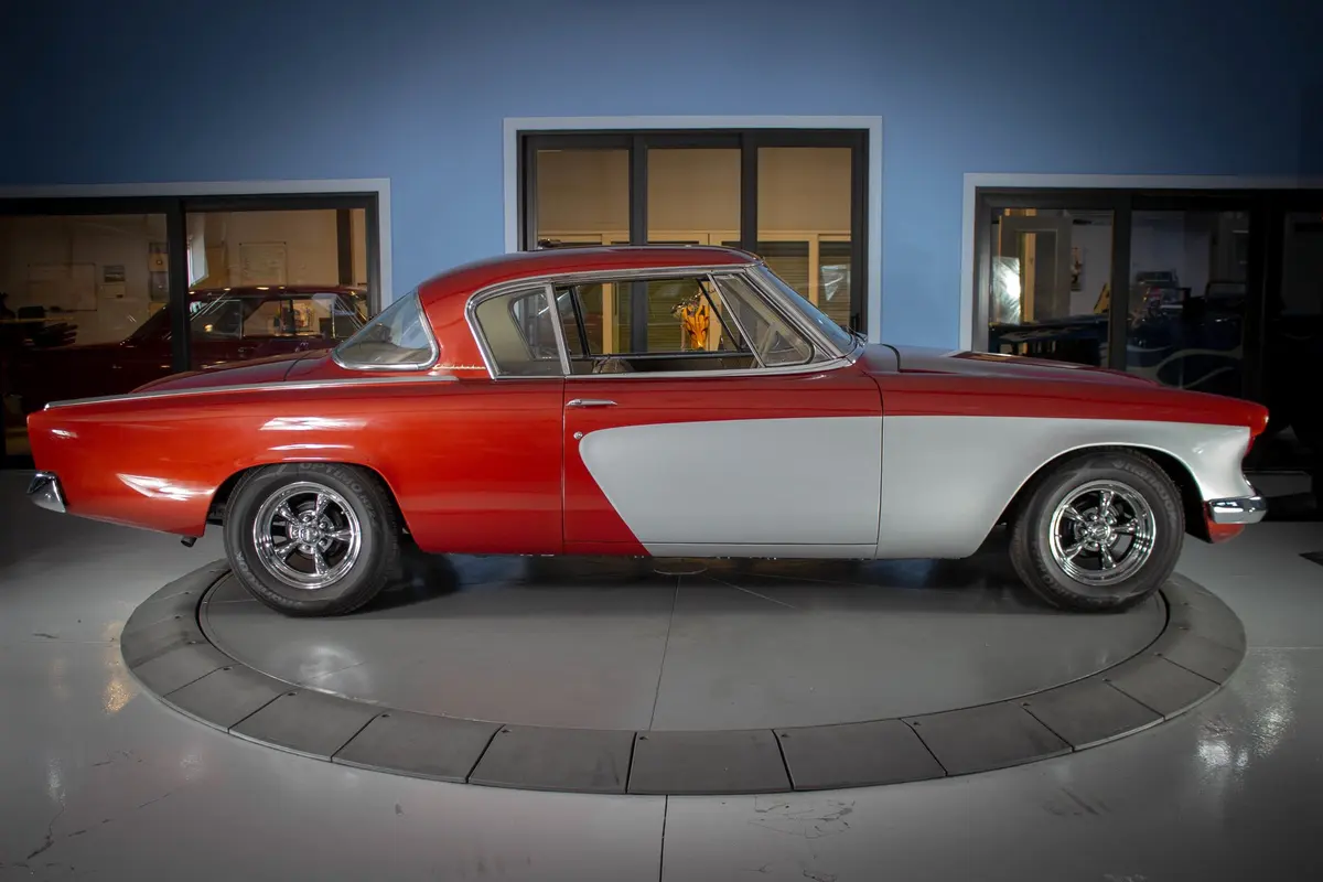 Vehicle photo 7