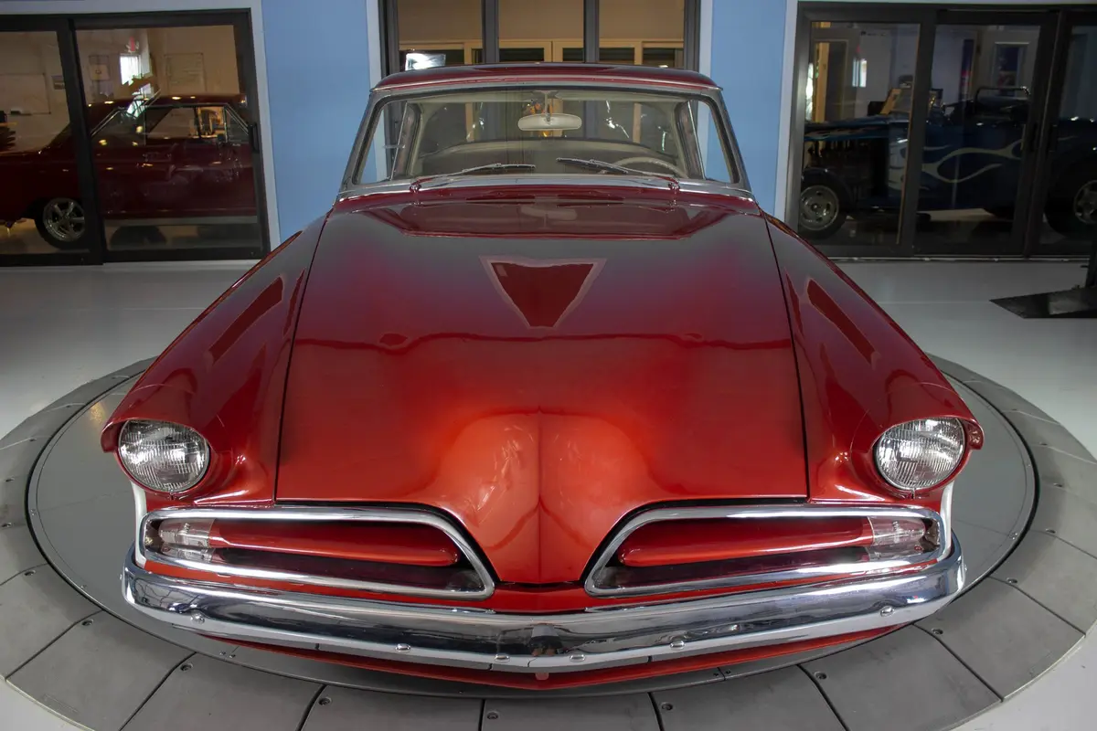 Vehicle photo 10
