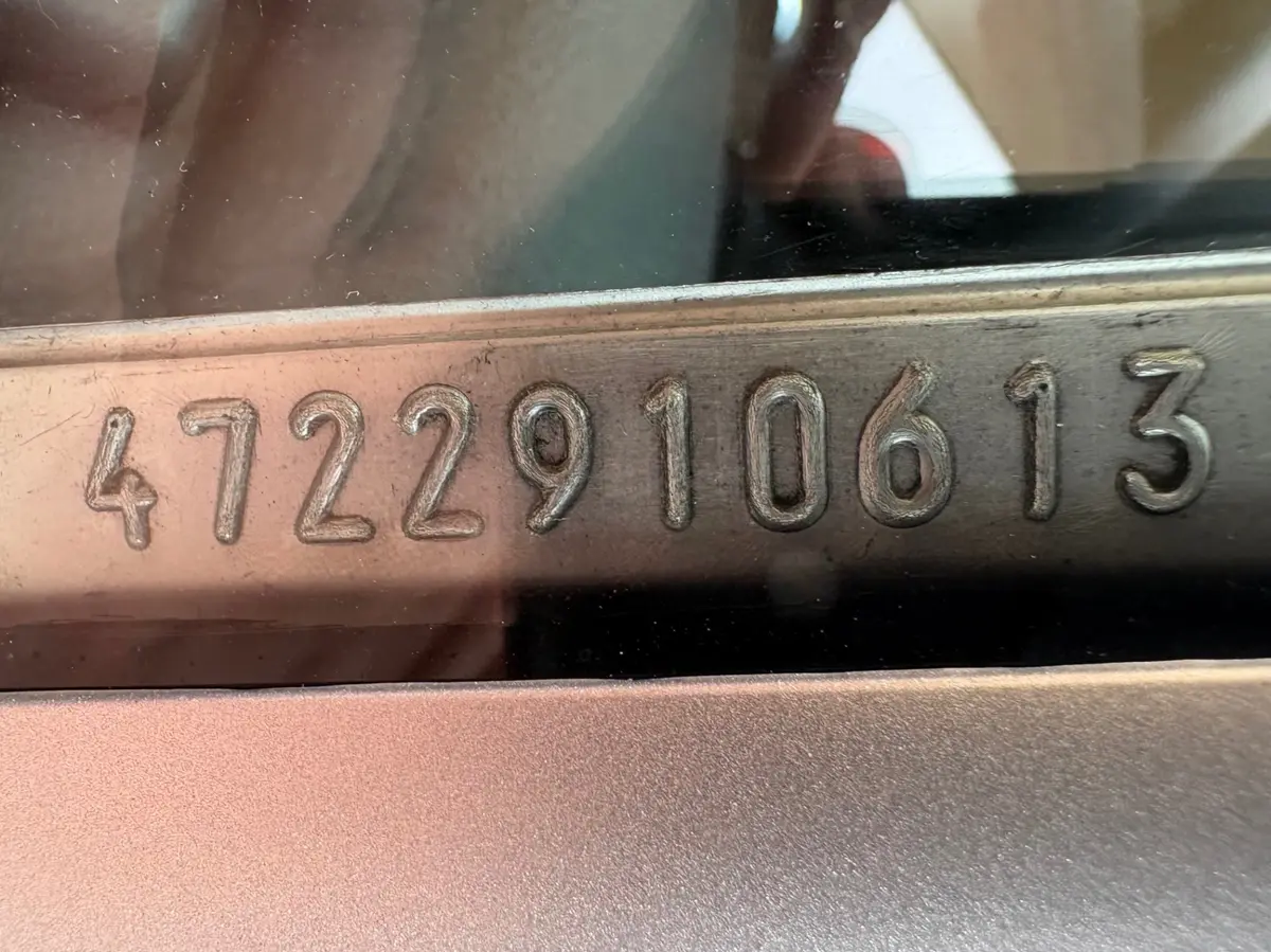 Vehicle photo 22