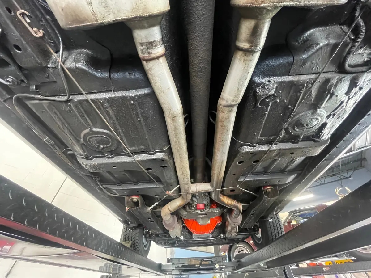 Vehicle photo 45